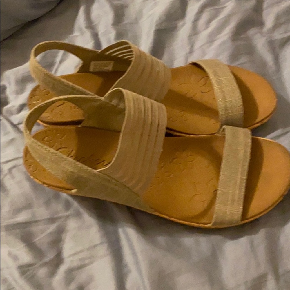 Sandals - Picture 2 of 3